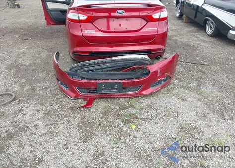 2016 Ford Fusion Energi Titanium из США, поврежденный, VIN 3FA6P0SU0GR103764